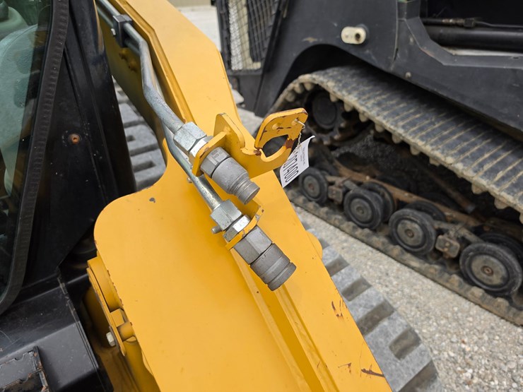 2009-caterpillar-279c-image-6