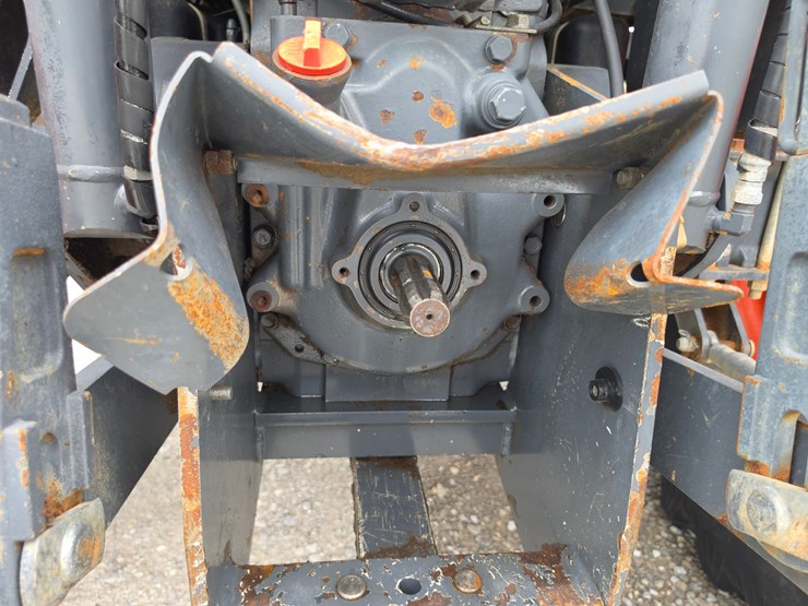 2016-kubota-m6-111-image-30