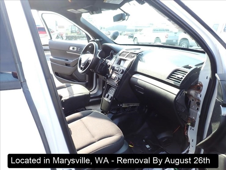 2018-ford-explorer-image-2
