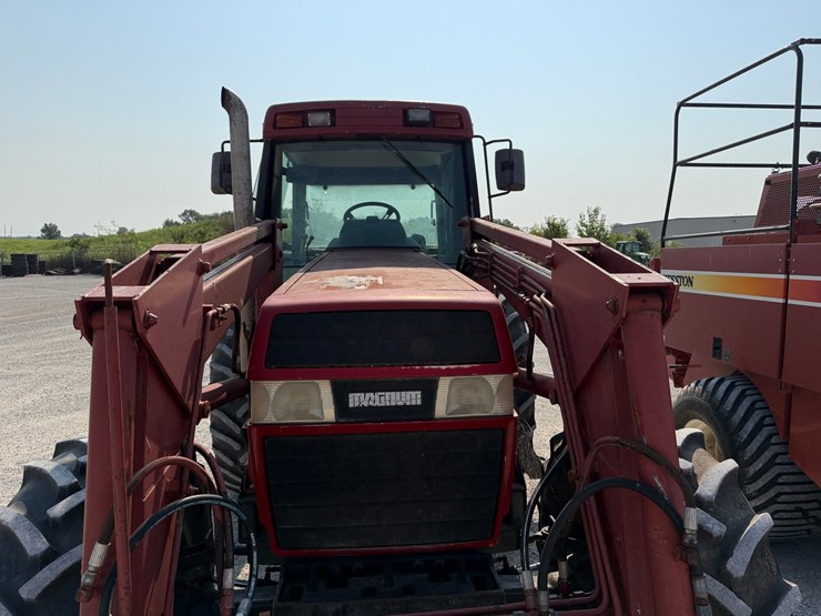 case-ih-7110-image-3