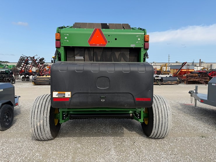 2018-john-deere-560m-image-7