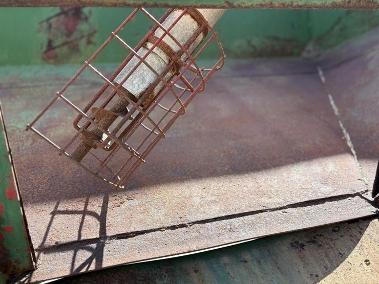 l2---john-deere-gravity-box-image-5