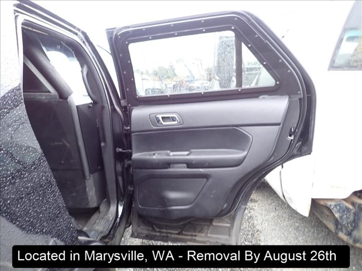 2018-ford-explorer-image-21