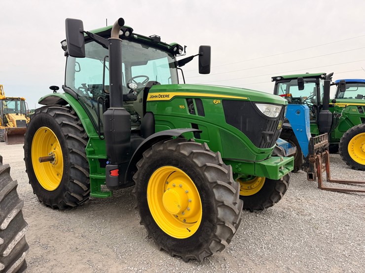 2025-john-deere-6r-155-image-18