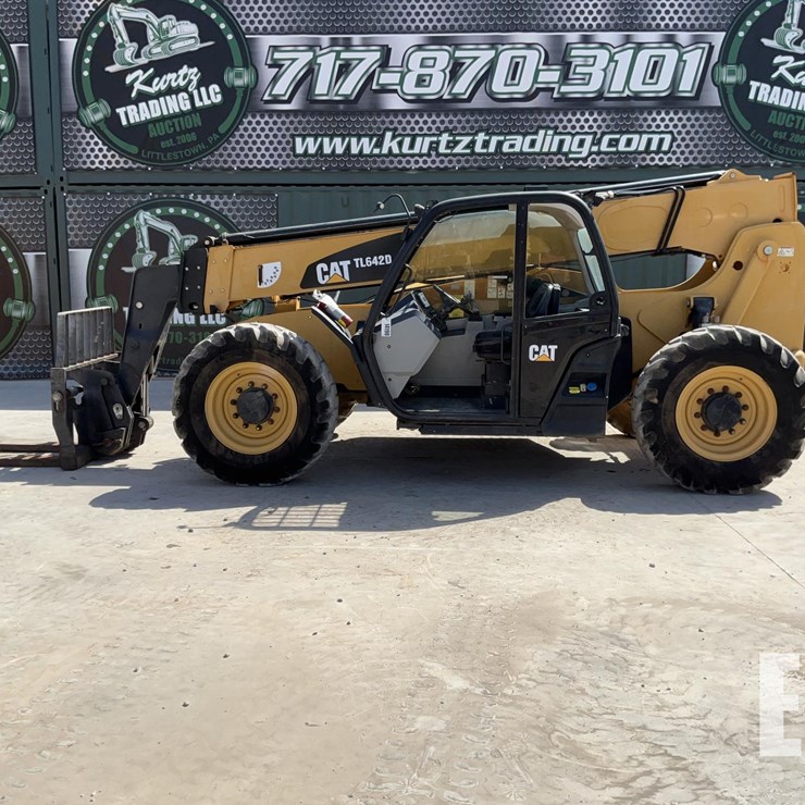 2016 CATERPILLAR TL642D