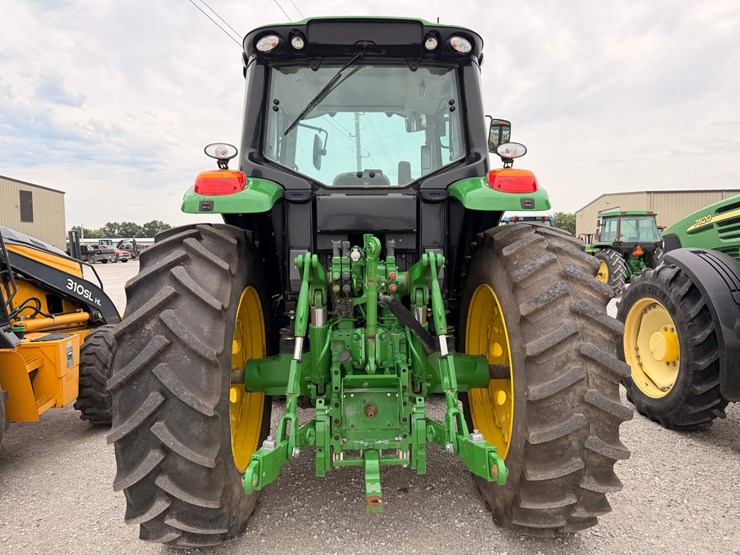 2023-john-deere-6155m-image-13