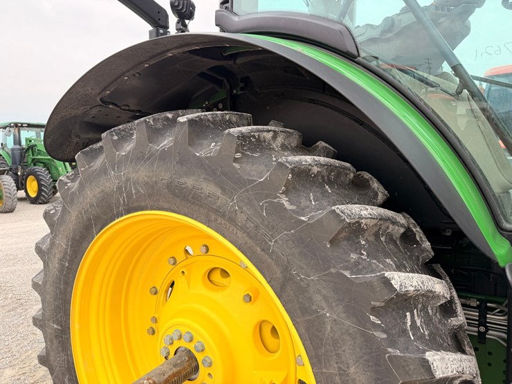 2024-john-deere-6r-175-image-15