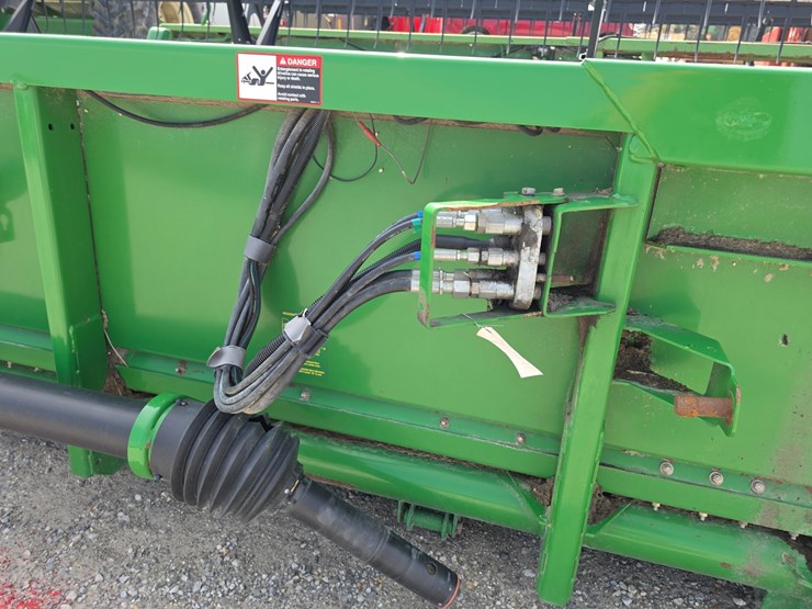 john-deere-630f-image-7