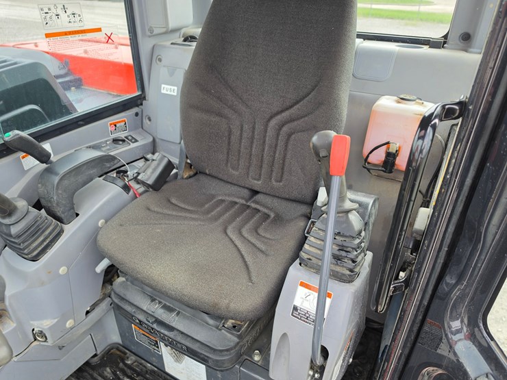 2022-kubota-kx080-4-image-10