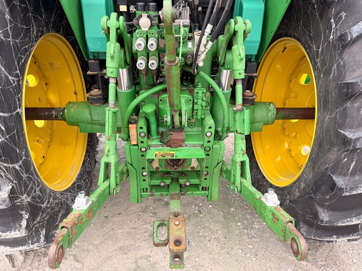 2004-john-deere-7220-image-10