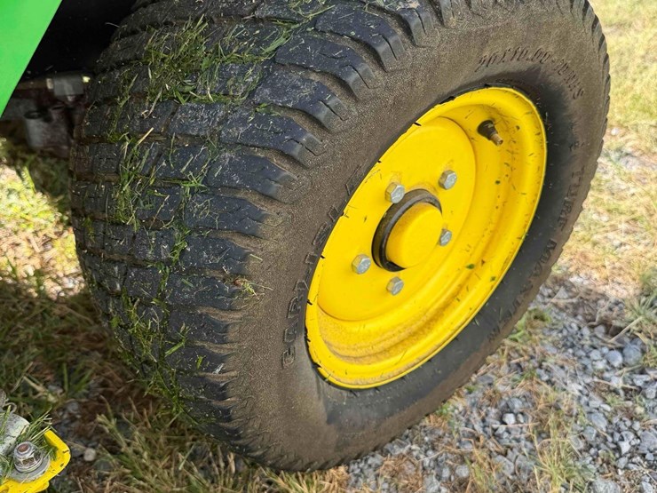john-deere-x324-image-8