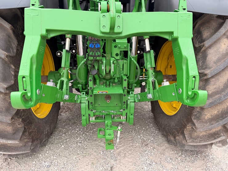 2024-john-deere-6r-145-image-10