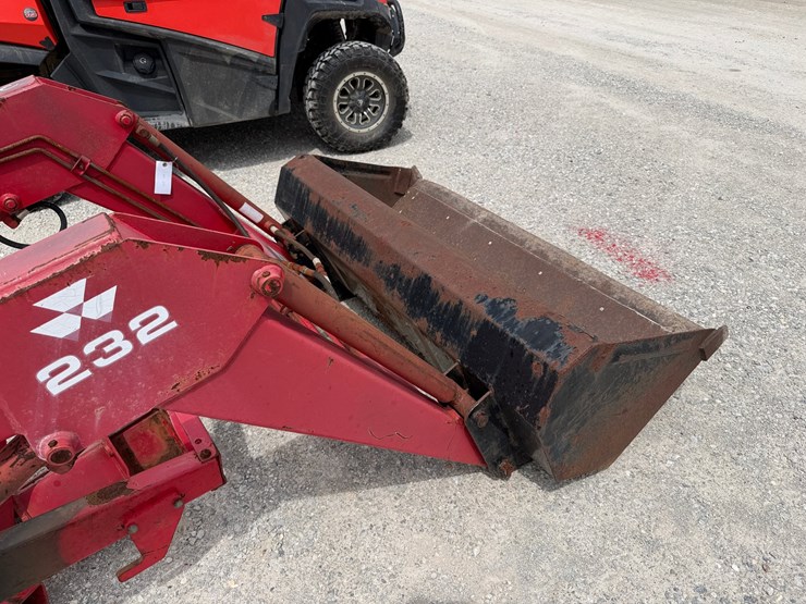 massey-ferguson-232-image-3