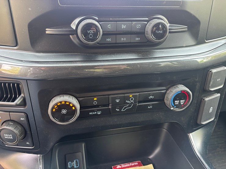 2023-ford-f150-image-14