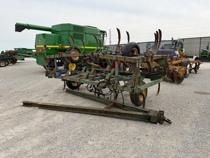 john-deere-1610-image-7