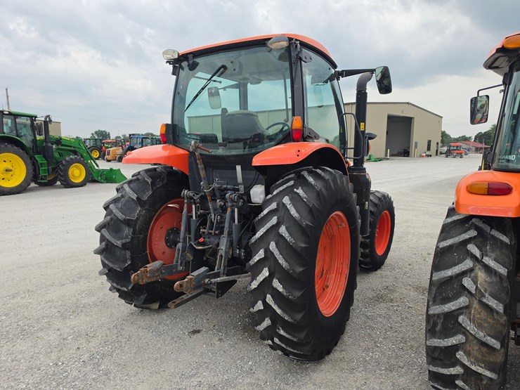 2016-kubota-m6-111-image-32