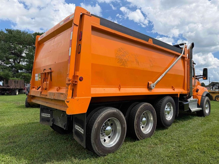 2019-kenworth-t880-image-11