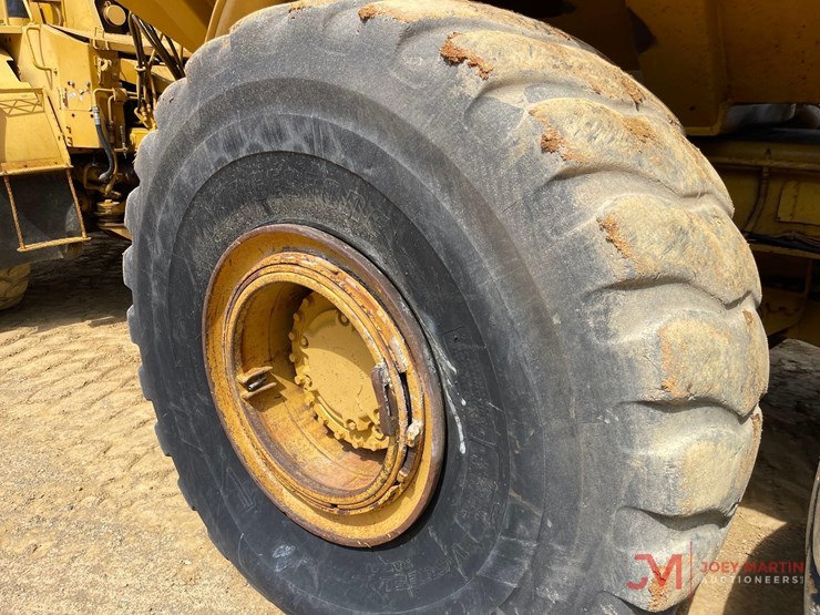 caterpillar-d400d-image-12