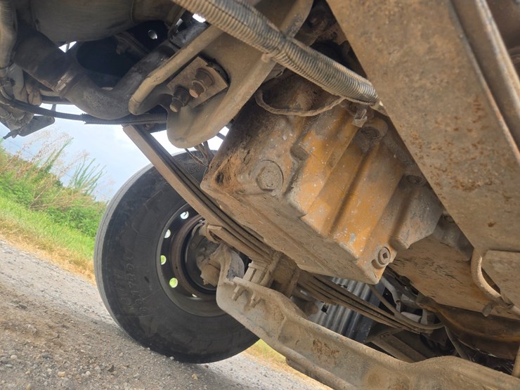 2011-kenworth-t660-image-55