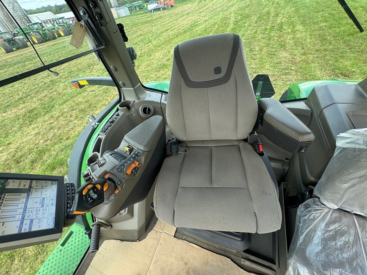 john-deere-8r-370-image-66