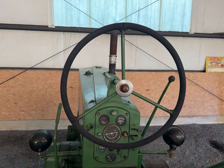 john-deere-70-image-31
