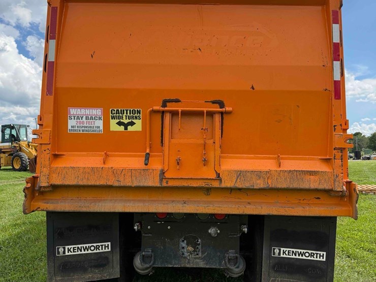 2019-kenworth-t880-image-12