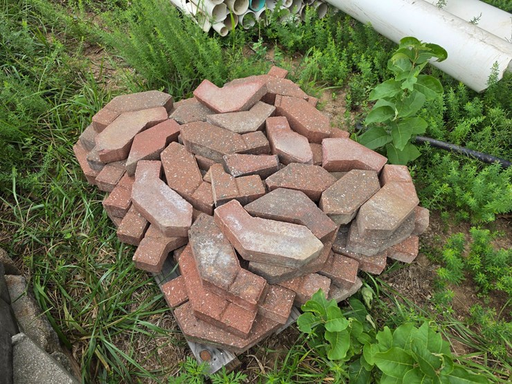 #24164-•-landscaping-blocks-image-6