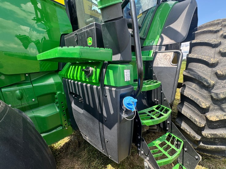 john-deere-8r-370-image-55
