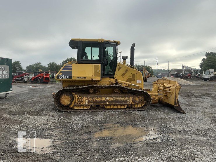 2014-komatsu-d61ex-23-image-5