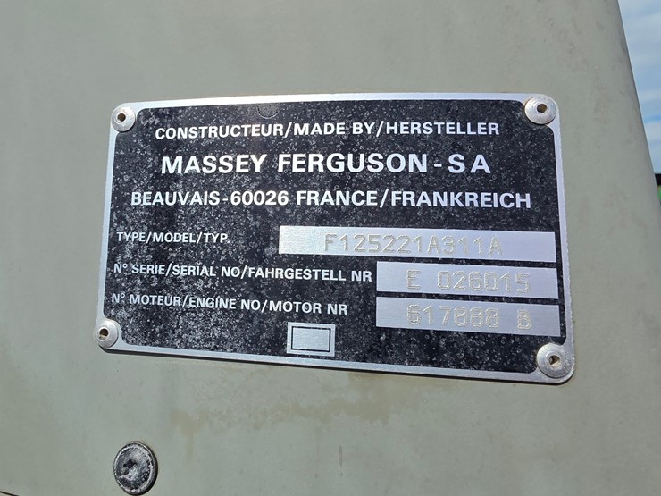 1996-massey-ferguson-6180-image-9