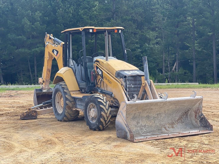 2017-caterpillar-415f2-image-1