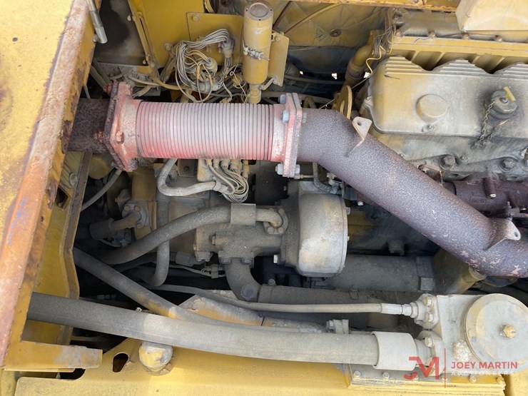 caterpillar-d400d-image-17