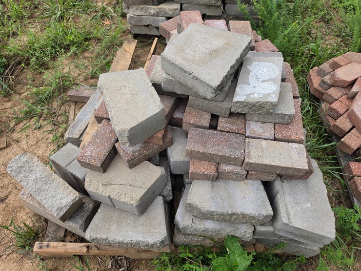 #24164-•-landscaping-blocks-image-7