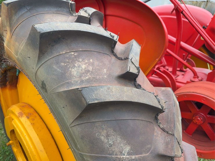 massey-ferguson-44-image-28