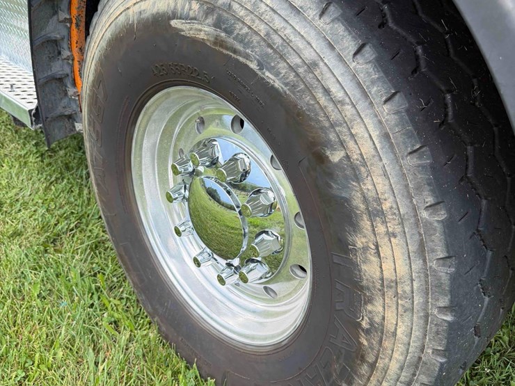 2019-kenworth-t880-image-4