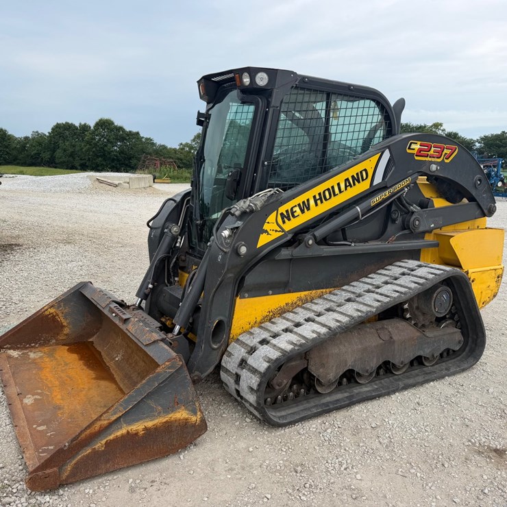 2019 NEW HOLLAND C237