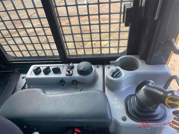 komatsu-d39px-24-image-17