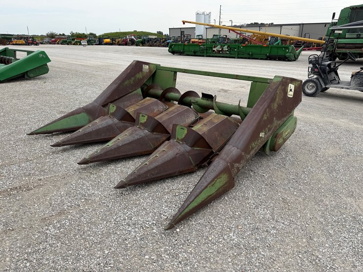 john-deere-443-image-1