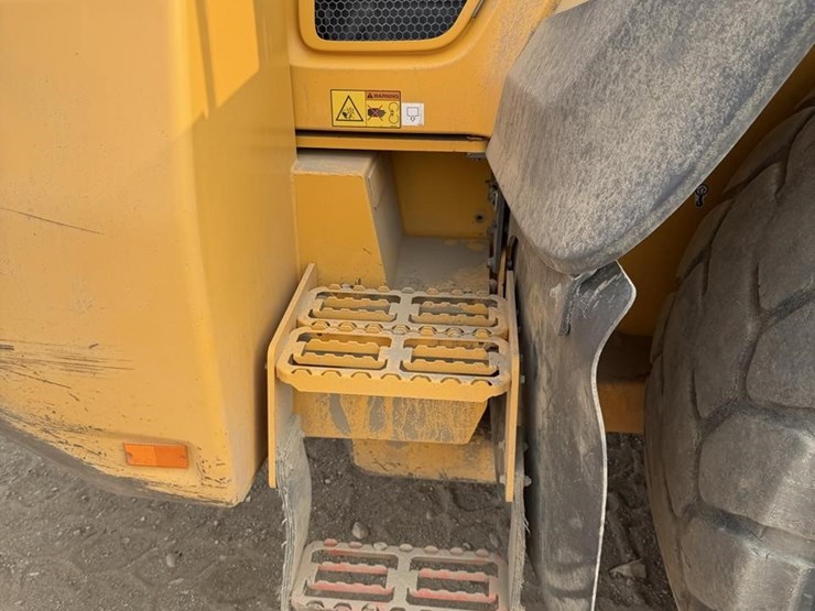 2020-volvo-l180h-image-31