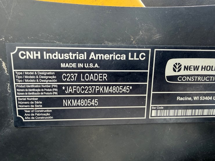 2019-new-holland-c237-image-7