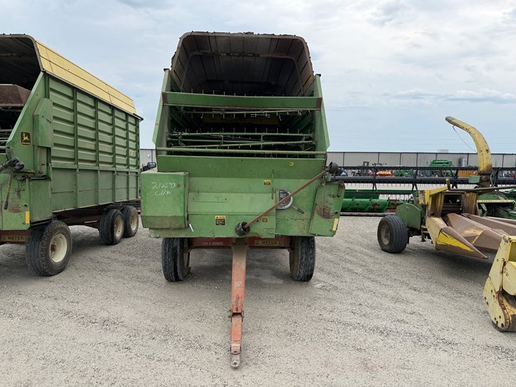 john-deere-714a-image-2