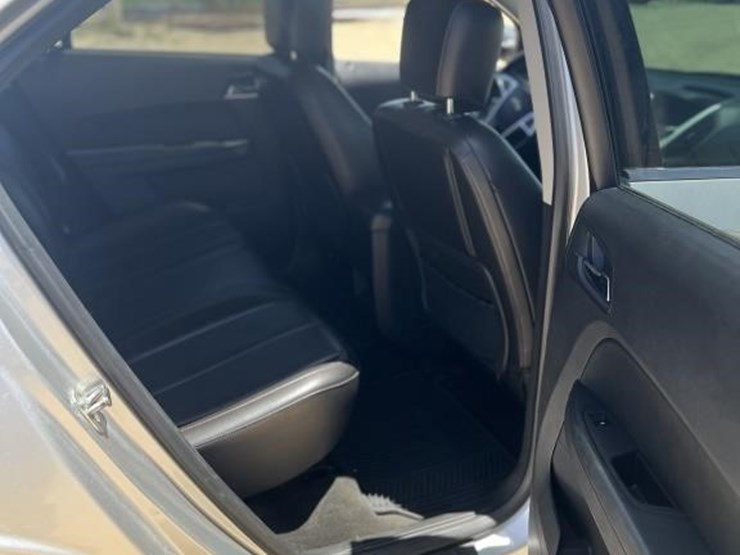 2013-chevrolet-equinox-image-11