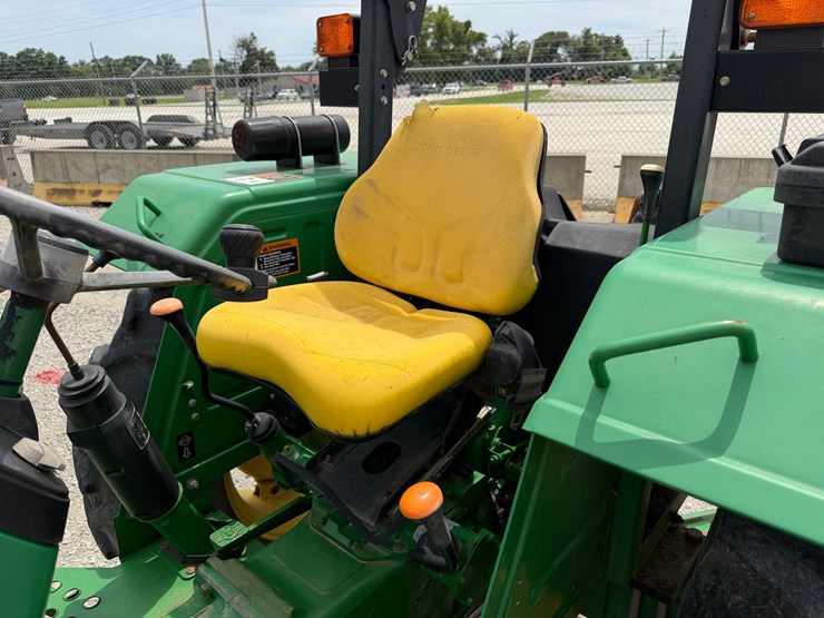 john-deere-5045e-image-7