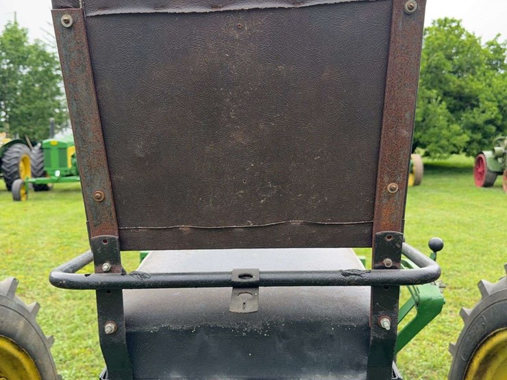1957-john-deere-420-image-45
