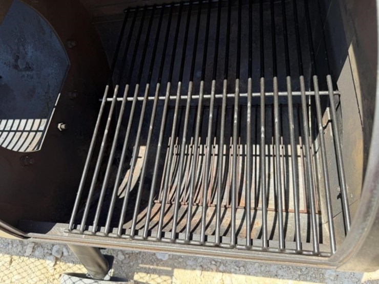 l3--oklahoma-joe's-bbq-pit-image-8