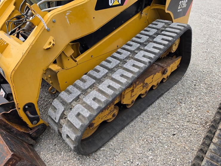 2009-caterpillar-279c-image-22