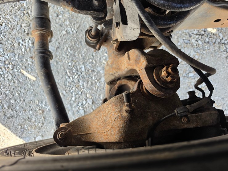 2011-ford-f550-image-15