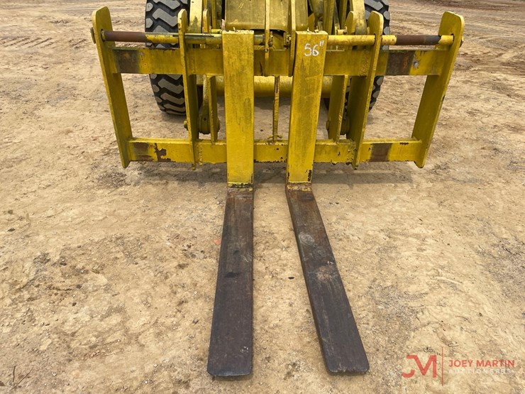 rubber-tire-loader,-sn;-unreadable,-meter-reads-591-hours,-56"-forks,-diesel-engine-image-15