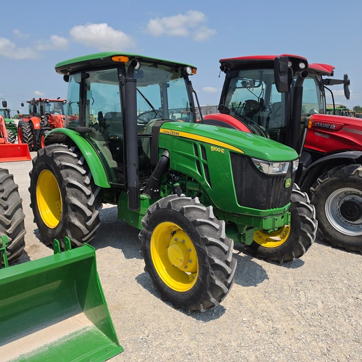 2019 JOHN DEERE 5100E