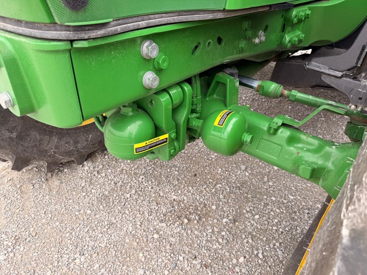 2024-john-deere-6r-175-image-3